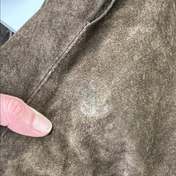 Danier Mid Length Brown Suede Coat with Shearling Trim size Medium - Picture 12 of 12